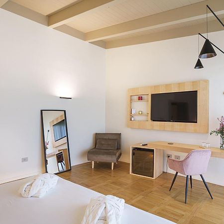 Uefio - Luxury Suites Monte di Procida Exterior foto